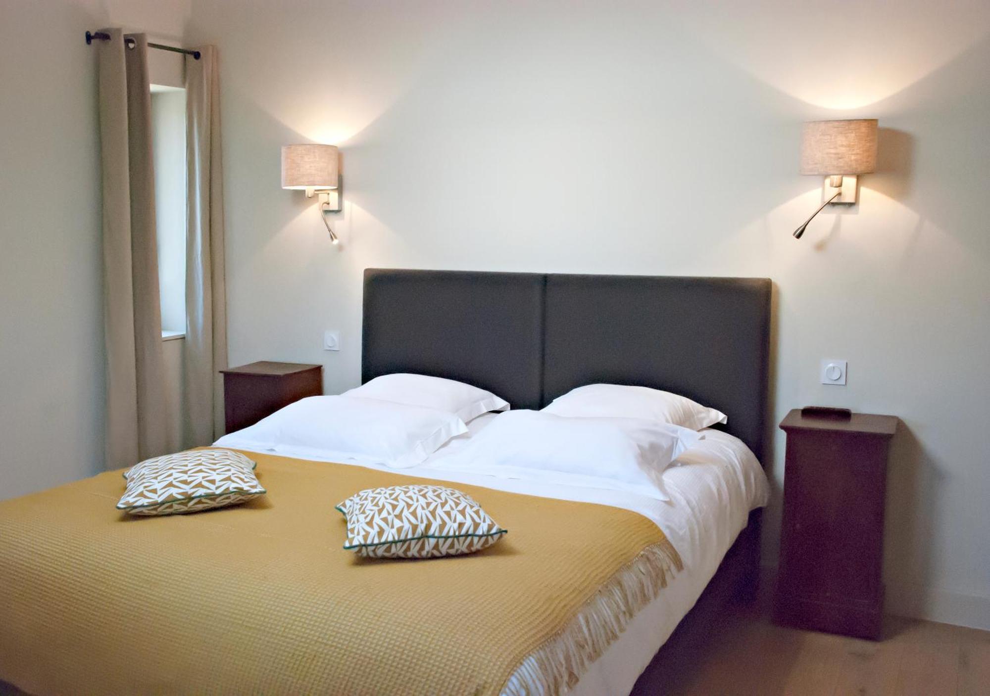 Chartreuse De Mougeres - Caux Pezenas Bed & Breakfast Exterior photo