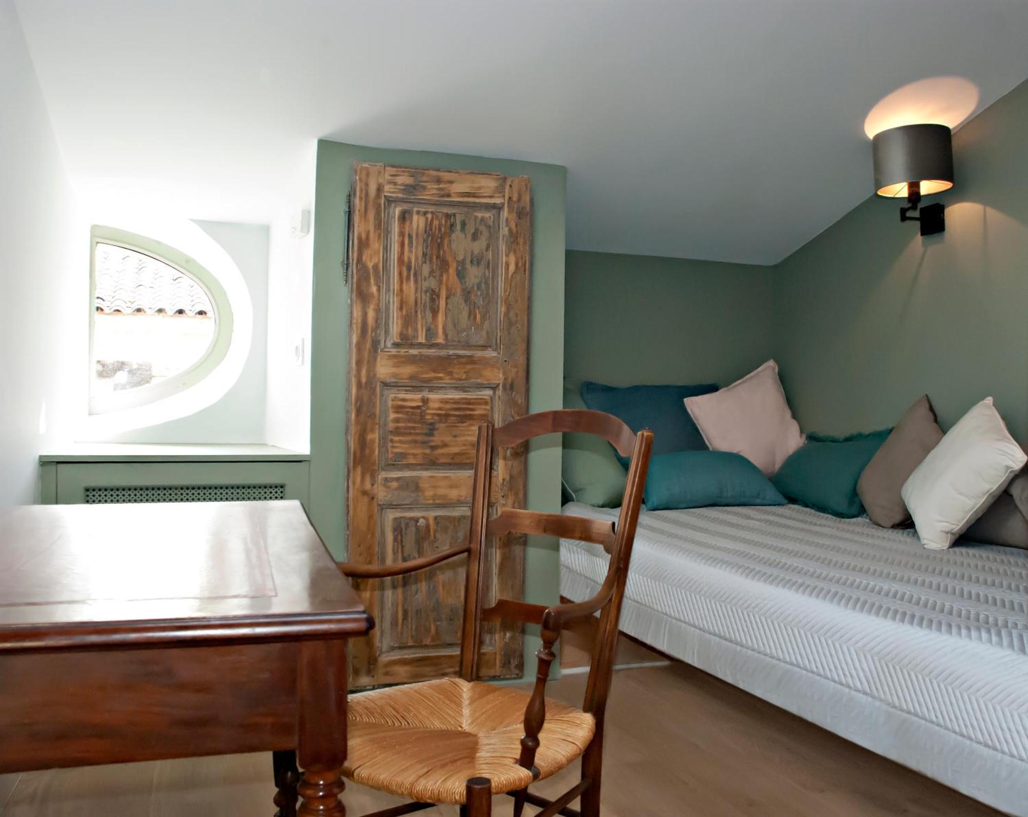 Chartreuse De Mougeres - Caux Pezenas Bed & Breakfast Exterior photo