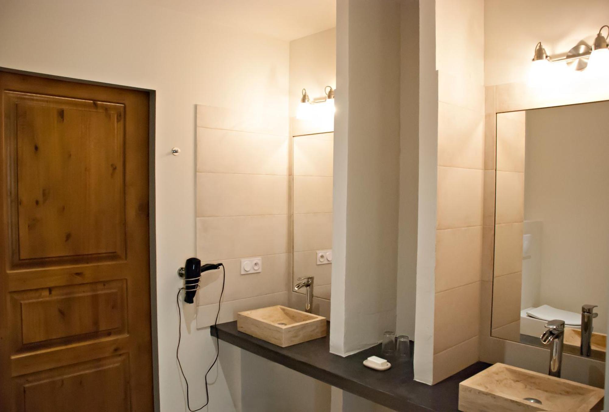 Chartreuse De Mougeres - Caux Pezenas Bed & Breakfast Exterior photo